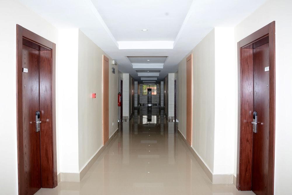 Protea Hotel Asokoro Абуджа Екстериор снимка